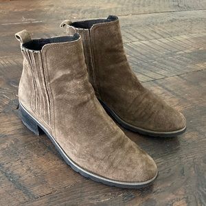 Reef Women’s Voyage Chelsea Boot Size 7 Olive Leather